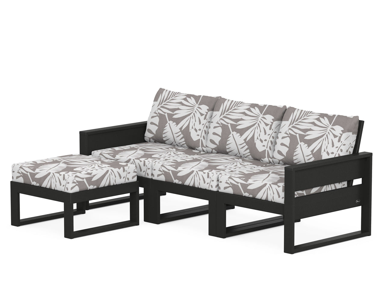 Trex Eastport 4- Piece Sectional with Ottoman