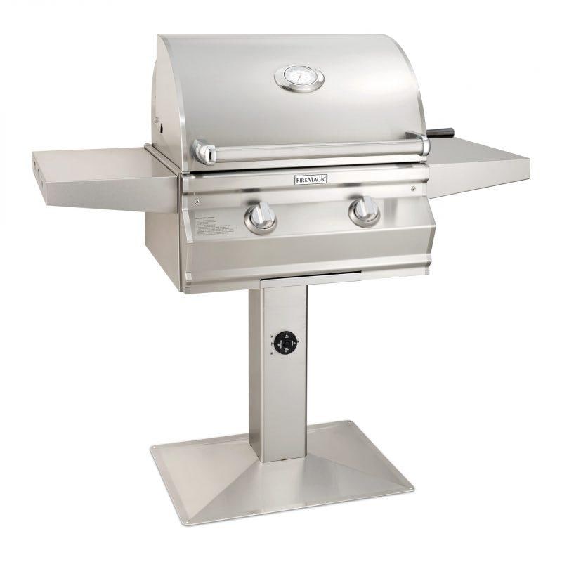 Fire Magic Choice Multi-User Accessible CMA430S 24-Inch Natural Gas Grill With Analog Thermometer On Patio Post - CMA430S-RT1N-P6